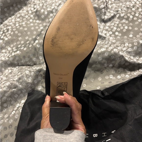 White House Black Market Black Heeled Pumps - Picture 4 of 4